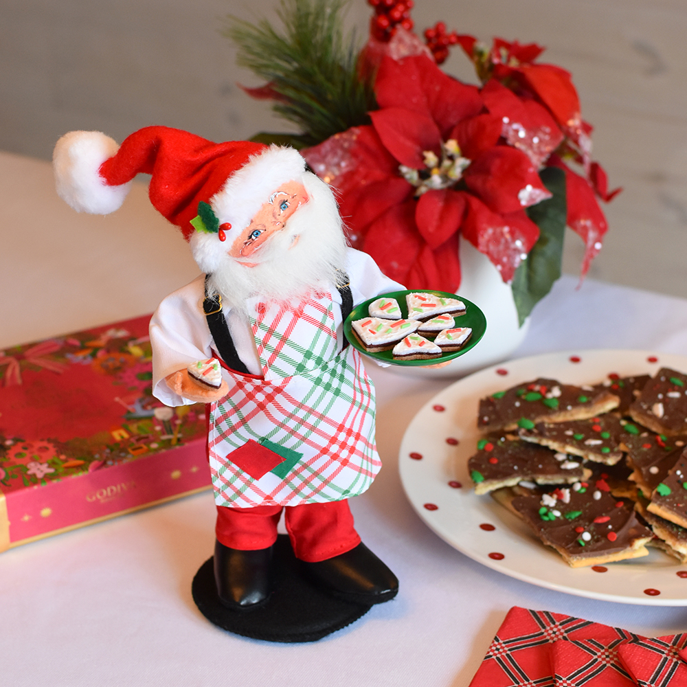 410024 9in Christmas Candy Santa-L-WEB