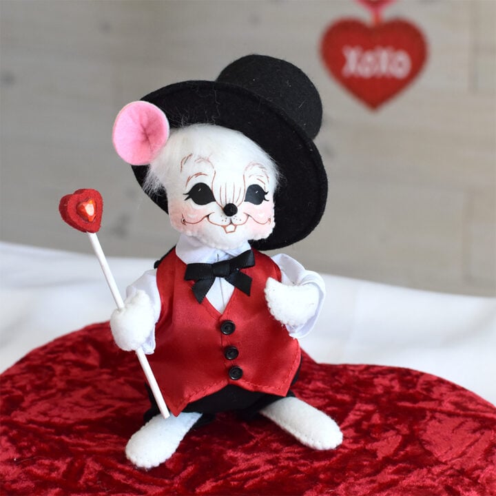 6in Dapper Mr. Mouse