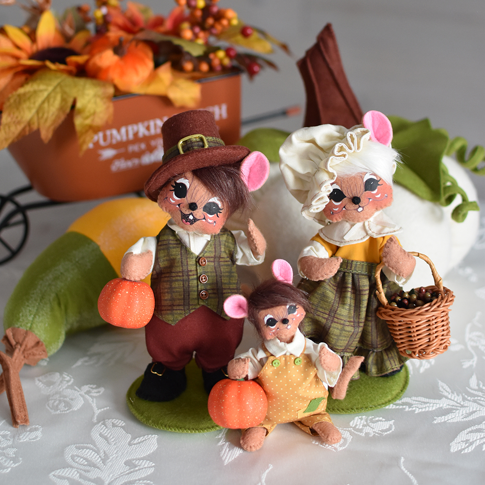 2025 Harvest Mouse Family-WEB