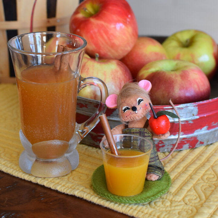 3in Hot Cider Mouse
