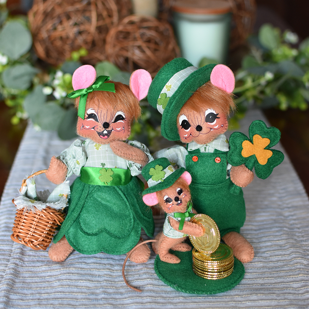 2026 St Pats Mouse Family-WEB