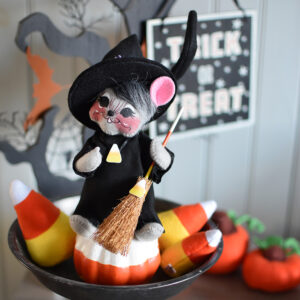 6in Mouse on Candy Corn Pumpkin