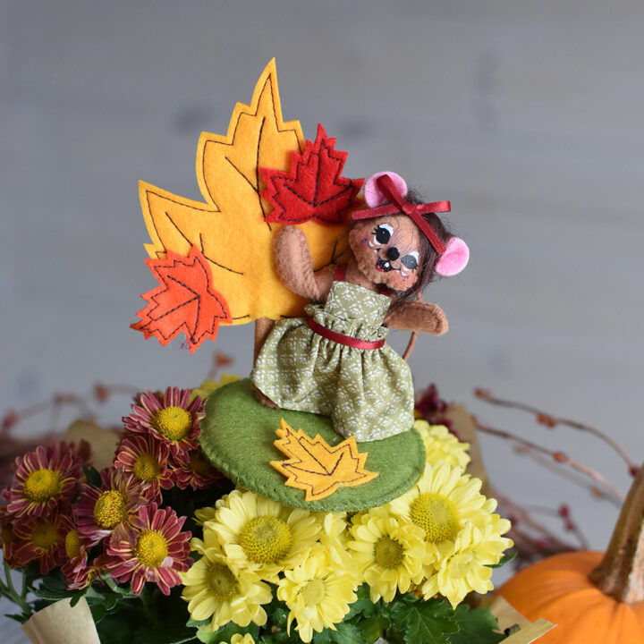 360126 3in Celebrating Autumn Mouse-L